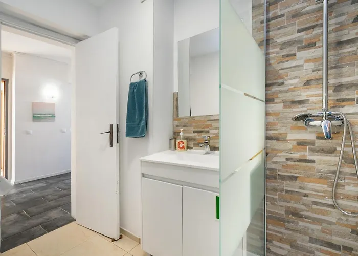 Rocha 2 بورتيماو