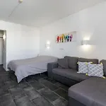 Appartement Rocha 2 *