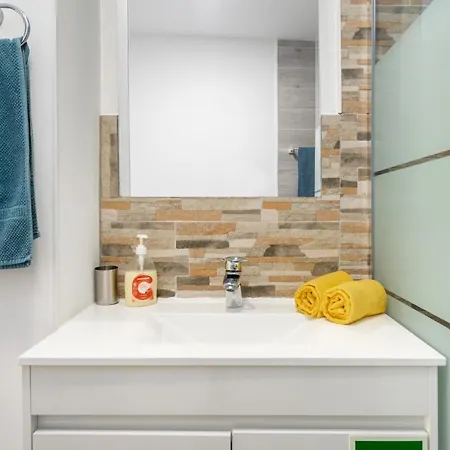 Apartmán Rocha 2 *